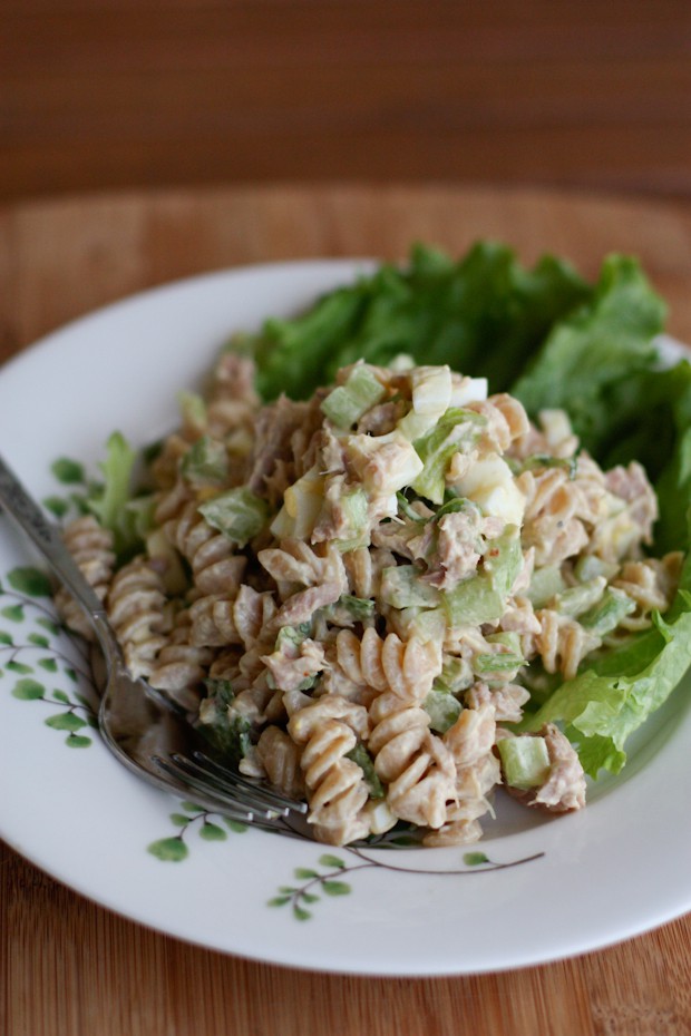 Creamy Tuna Pasta Salad With Greek Yogurt