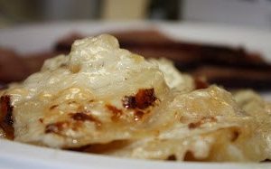 Featured image of post Ina Garten Scalloped Potatoes With Shallots Drain them then go ahead with the assembly process