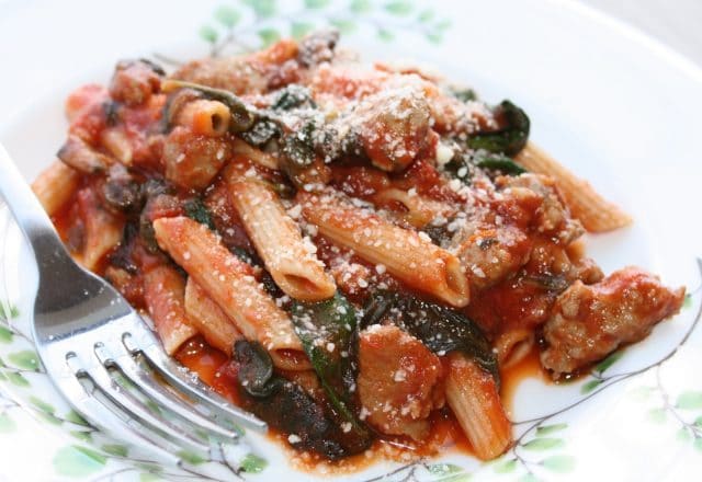 Whole Wheat Penne with Sausage, Spinach and Tomatoes - hearty, healthy comfort food! recipe via aggieskitchen.com