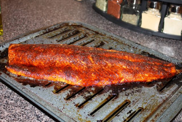 salmon filet on roasting pan