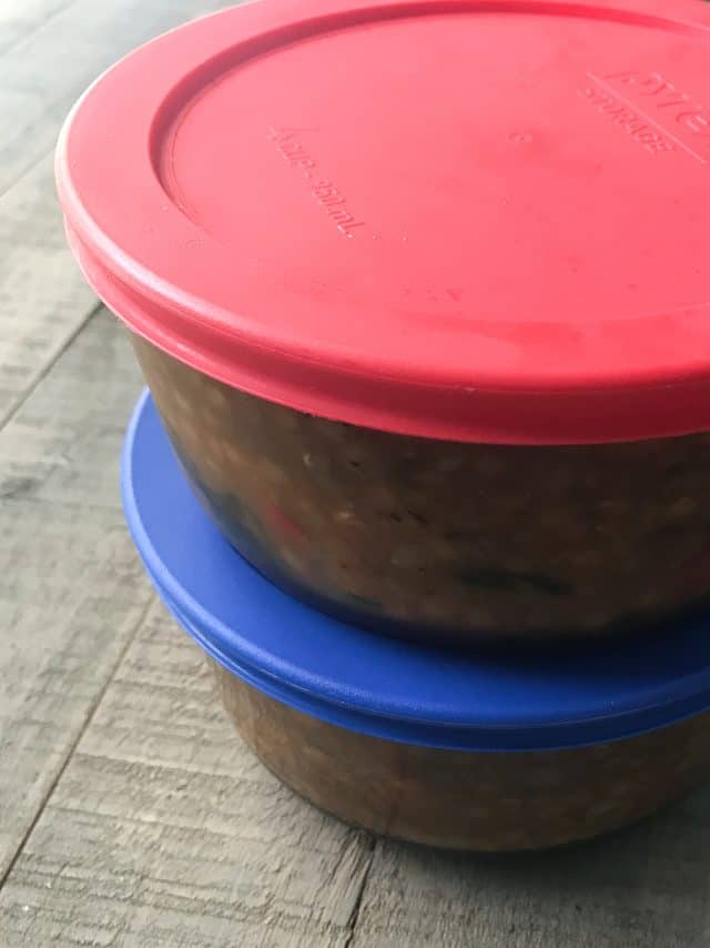 glass pyrex containers filled with soup