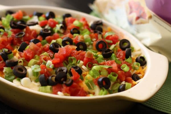 Easy Entertaining Dish: The 7-Layer Dip