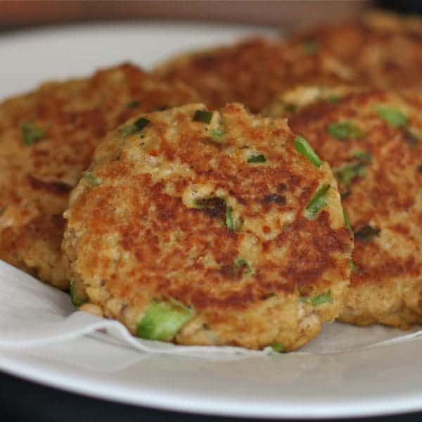 Cajun Baked Salmon Cakes | Recipe | Easy salmon recipes, Baked salmon  recipes, Baked salmon