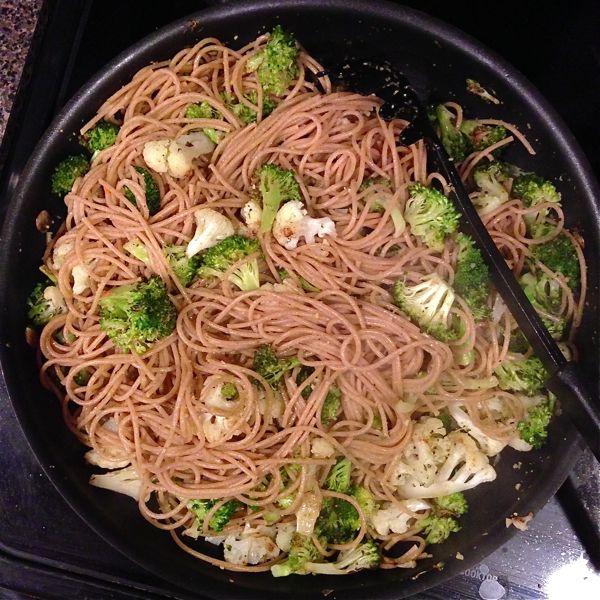Spaghetti with Broccoli and Cauliflower | recipe | Aggie's Kitchen