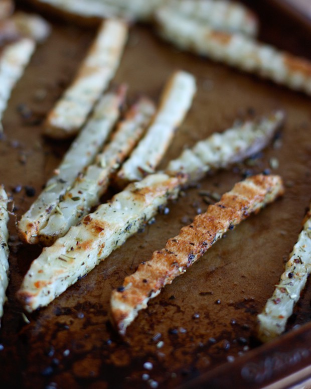 Perfectly Baked Italian Herb Fries | Aggie's Kitchen
