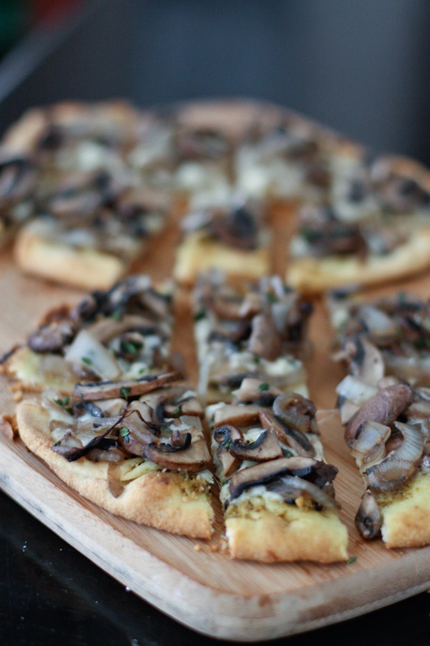 Grilled Portabella Mushroom Pesto Flatbreads | AggiesKitchen.com #grill #mushrooms #vegetarian #pizza #appetizer