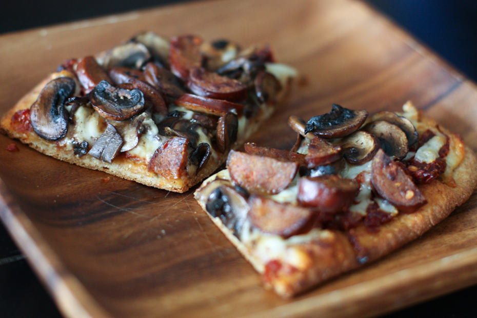 Andouille Sausage, Mushroom and Sun-Dried Tomato Naan Pizza | AggiesKitchen.com #pizza #mushrooms #sausage #flatbread
