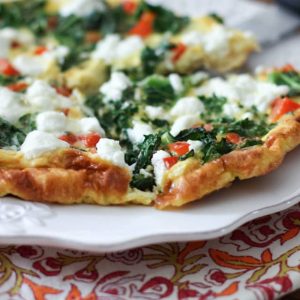 Kale, Red Pepper and Goat Cheese Frittata || Aggie's Kitchen
