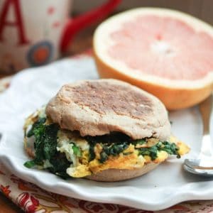 Spinach and Egg Breakfast Sandwich | www.aggieskitchen.com