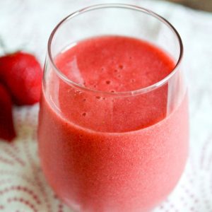 Strawberry, Grapefruit and Ginger Smoothie {from Clean Slate}