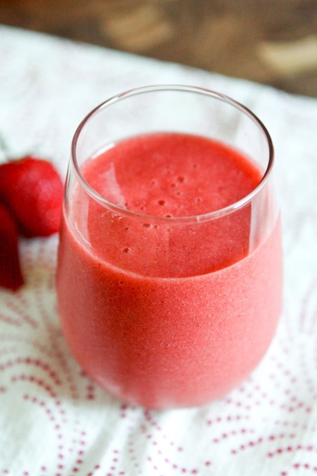 Strawberry, Grapefruit and Ginger Smoothie {from Clean Slate}