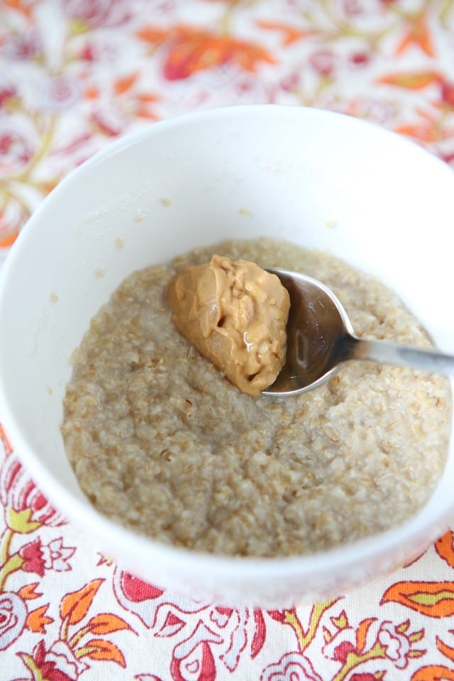 Blueberry, Banana and Peanut Butter Oatmeal | Aggie's Kitchen