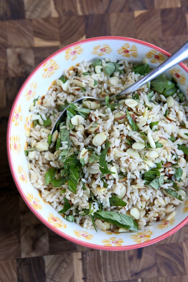 Toasted Almond Herbed Brown Rice | Aggie's Kitchen #ThinkFisher