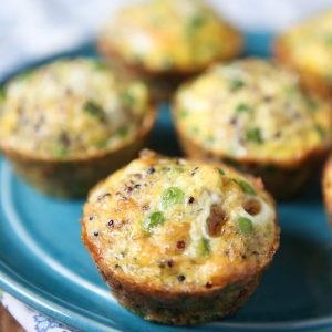Protein packed quinoa and egg frittata muffins - perfect for breakfast or snacking on the go!