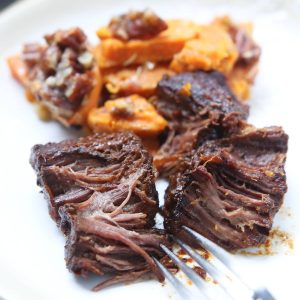 Slow Cooker Barbecue Short Ribs Recipe - the most tender meat, this meal is such a treat and perfect for entertaining!