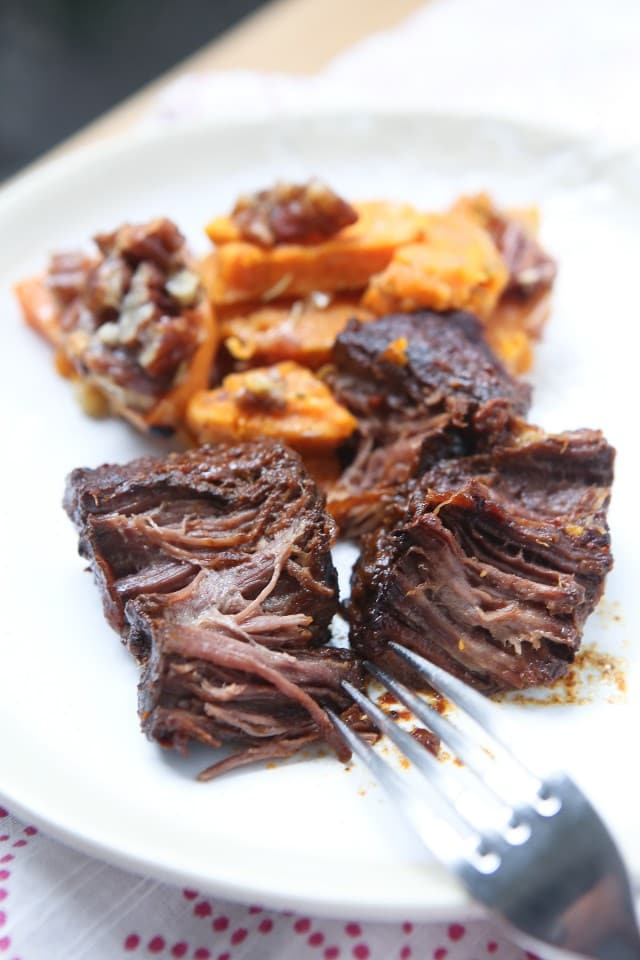 Slow Cooker Barbecue Short Ribs Recipe - the most tender meat, this meal is such a treat and perfect for entertaining!