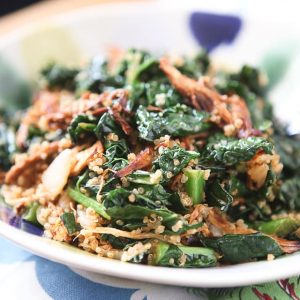 BBQ Chicken and Kale Quinoa Bowl - this healthy recipe comes together quickly and easily, a family favorite!