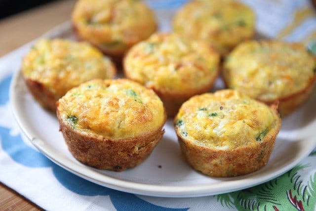 Broccoli Cheese Frittata Muffins - this recipe is so versatile, my family loves having them ready in the fridge for quick snacks or breakfasts!