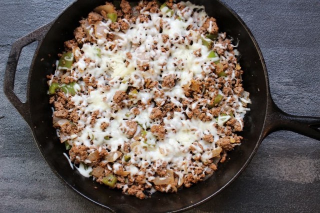 Lean Beef Cheesesteak Skillet