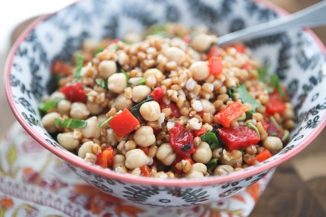 This Italian Wheat Berry Salad is simple, fresh and full of delicious flavor, protein and fiber. Perfect for picnics or barbecues!