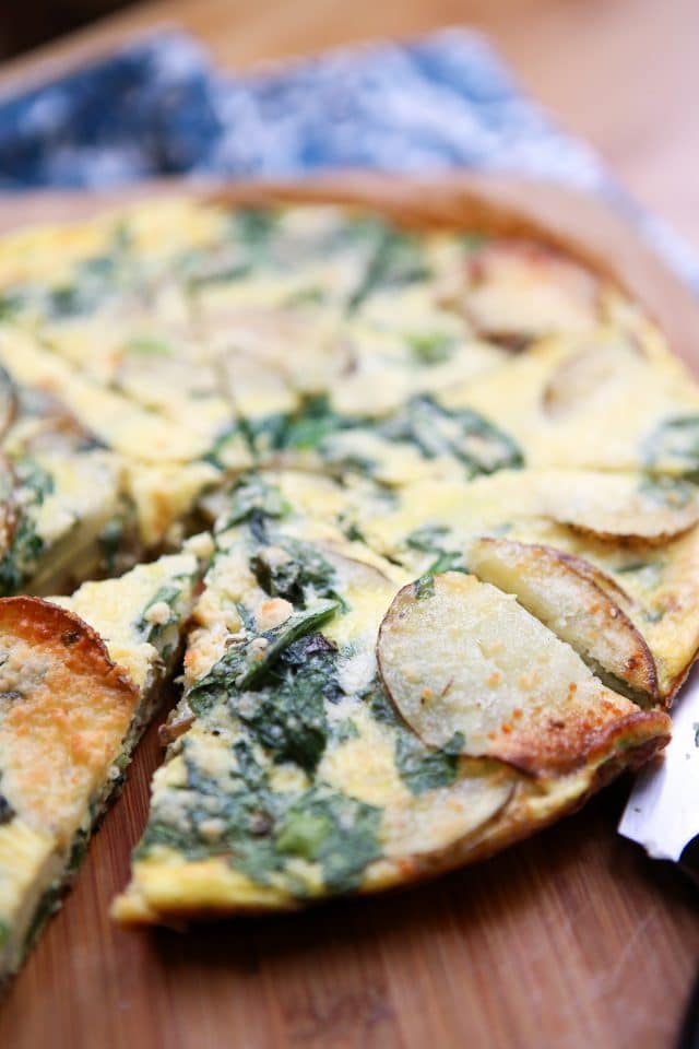 Spinach and Potato Frittata - a few simple ingredients and you have a delicious breakfast, lunch or dinner! Perfect for Meatless Monday! Recipe via aggieskitchen.com 