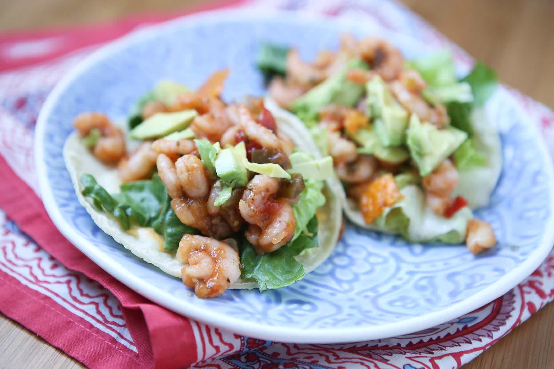 shrimp tacos recipe mango salsa cabbage