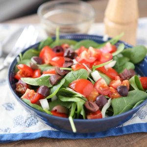 chopped tomato and spinach salad