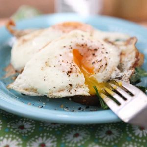 spinach egg breakfast toast
